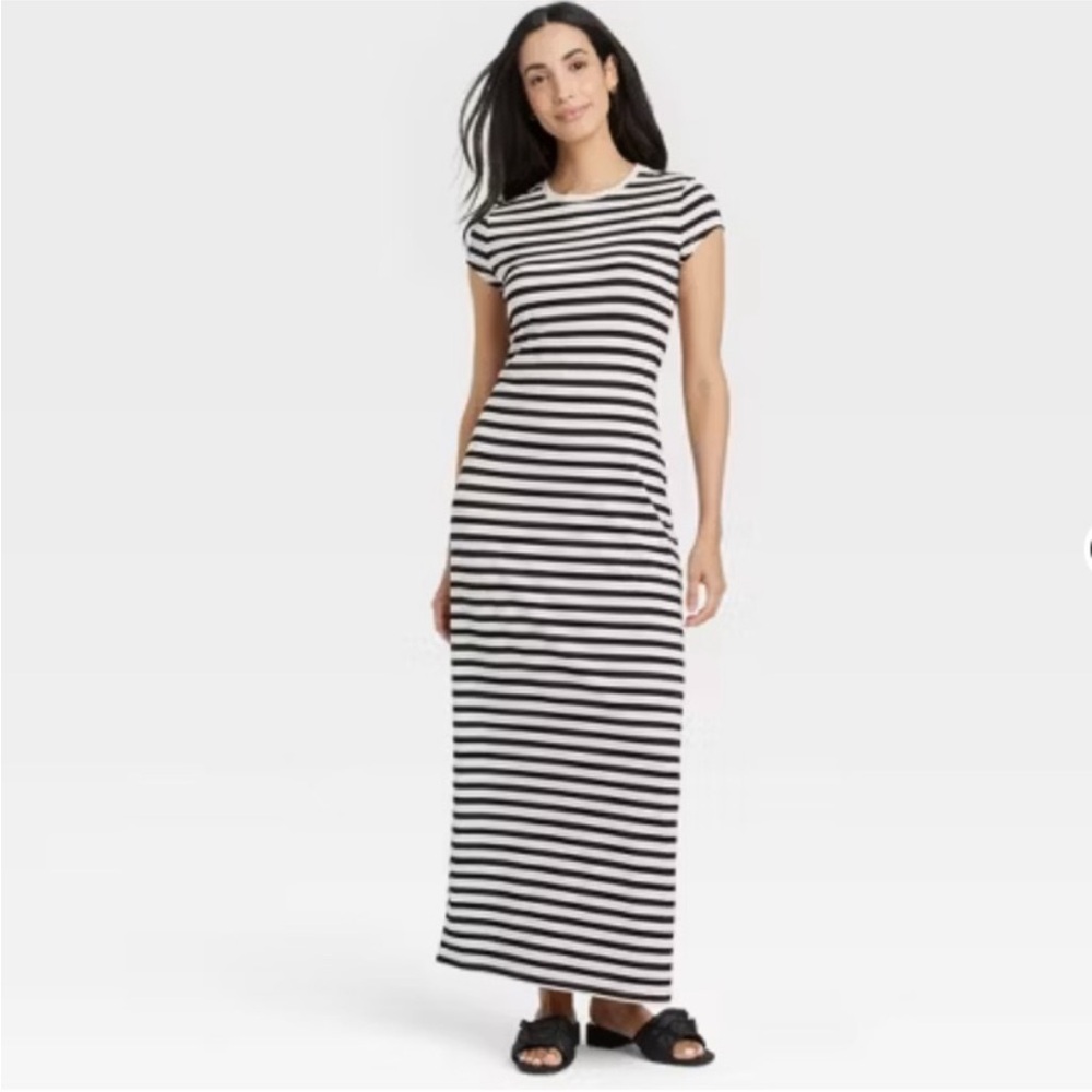 A new day Women’s Black and White Stripe Maxi Dress - Classic Crewneck